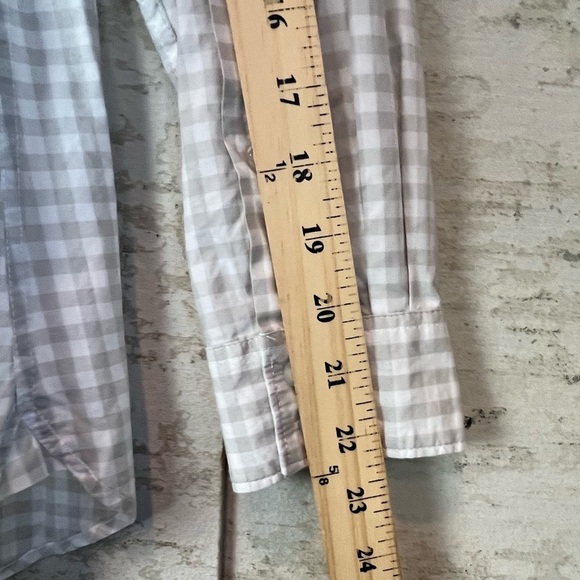 Garnet Hill Gray Check Top Size 8 Organic Pima Button Up Work Casual Sustainable - Picture 12 of 13